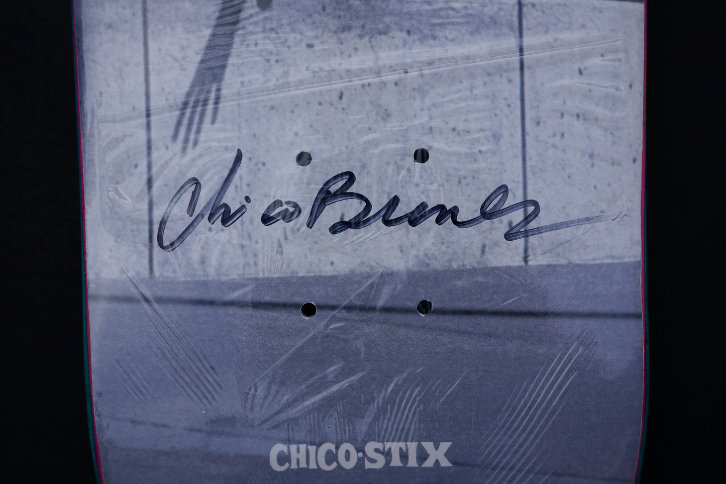 Chico Stix X Tobin Yelland 8.5 - (Pink top #14 of 100) signed by Tobin and Chico with Print