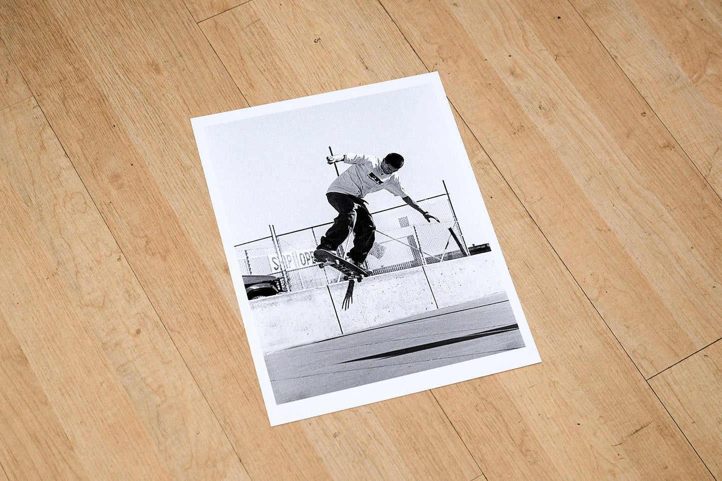 Chico Stix X Tobin Yelland 8.5 - (Pink top #14 of 100) signed by Tobin and Chico with Print